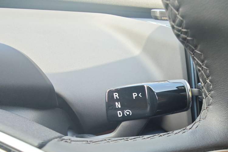 Used Volvo EX30 2025 Rear-Drive Long-Range Version Ultra
