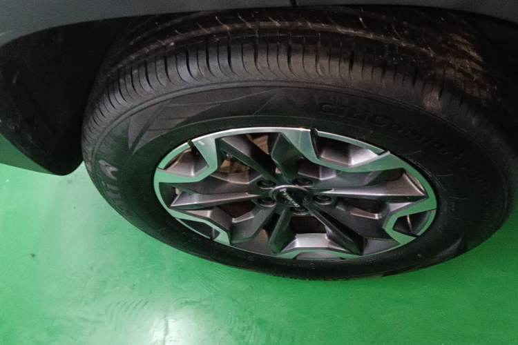 Used Haval DARGO 2024 2.0T DCT Chinese Rural Dog Edition Right Rear Wheel Hub