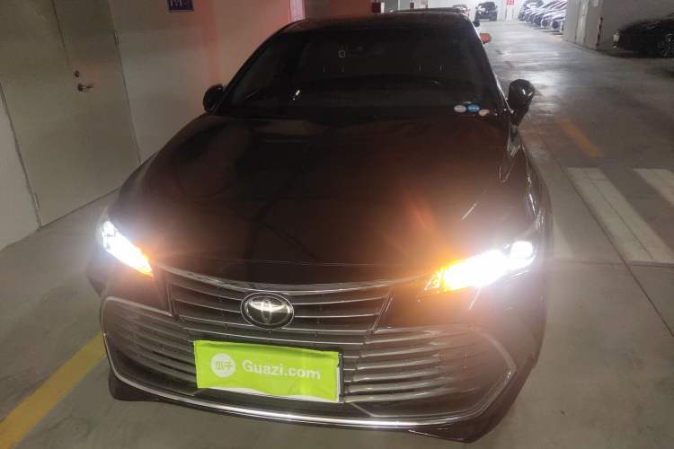 Used Toyota Avalon 2019 2.0L Luxury Edition China VI Standard
