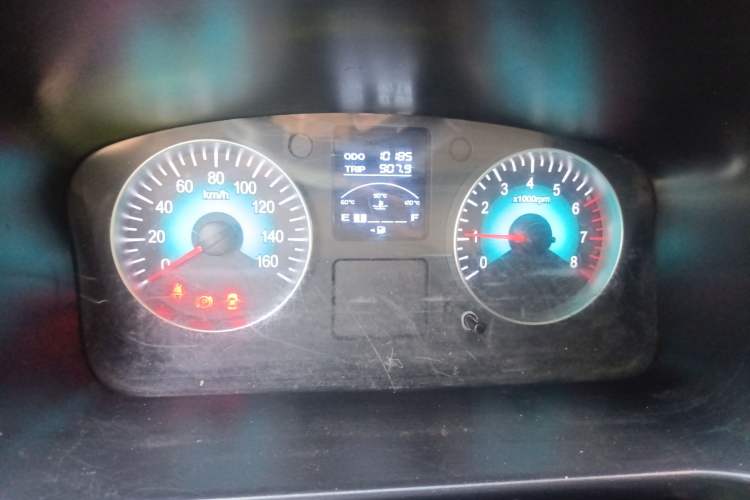 Used Jinbei Gold Hiace M Classic 2024 1.5L Engineering Lion Passenger Vehicle 5 Seats