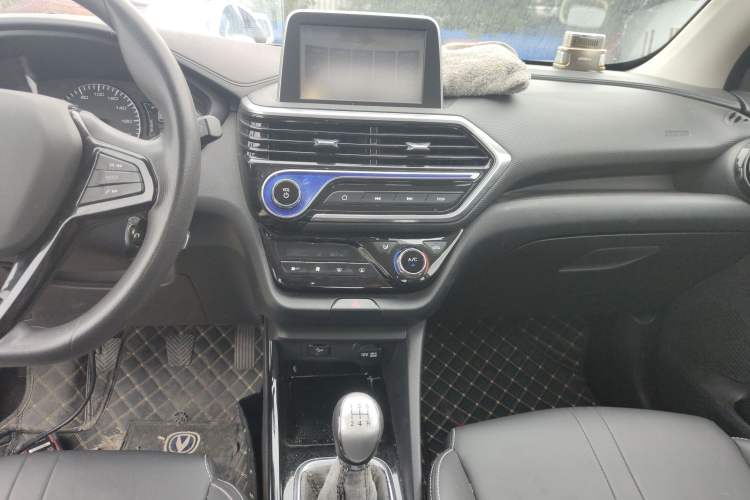 Used Changan Alsvin 2018 1.4L Manual Luxury Model China V Standard