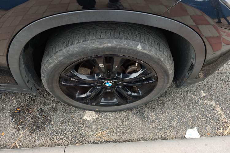 Used BMW X1 2016 sDrive20Li Luxury Model
