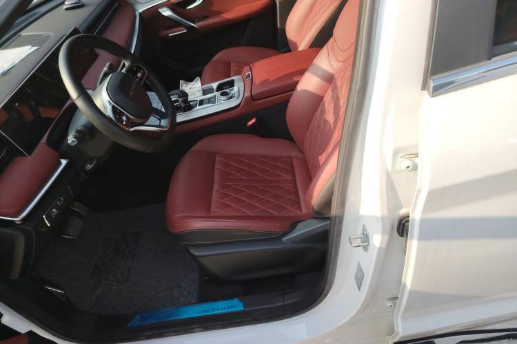 Used JETOUR X70 PLUS 2024 1.6T DCT Ultra-Comfort Edition 5 Seats

