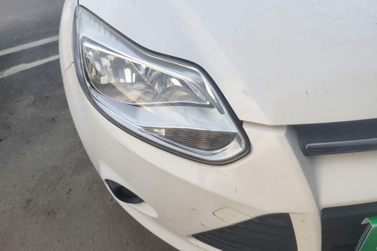 Used Ford Focus 2012 Sedan 1.6L Automatic Comfort Model