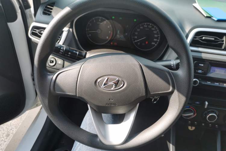 Used Hyundai Verna (older generation) 2020 1.4L Manual GL Refreshed Edition