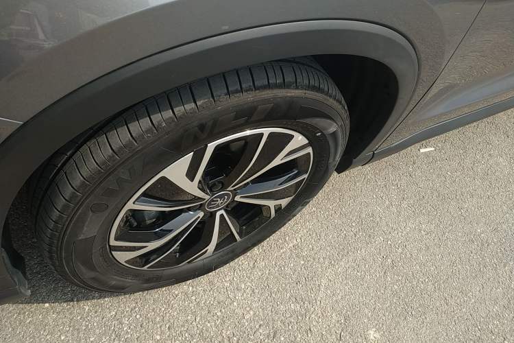 Used BYD Song Pro New Energy 2025 2nd Generation Intelligent Driving Version DM-i 75KM Leading Edition Exterior 4