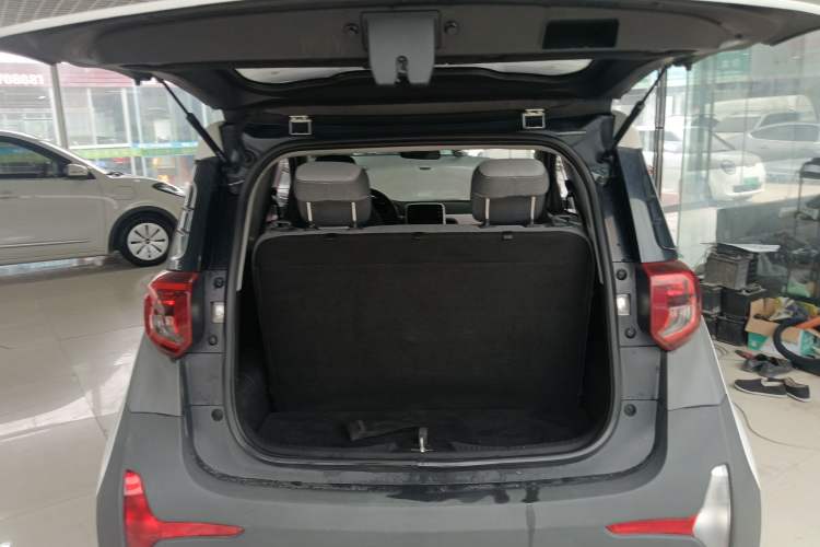 Used Chery QQ Little Ant 2021 200 000-Yuan Ant Fan Edition Energized Version Lithium Iron Phosphate 301 km Trunk