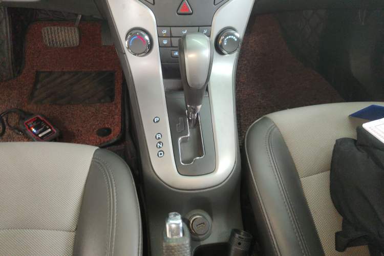 Used Chevrolet Cruze 2013 1.8L SE AT
