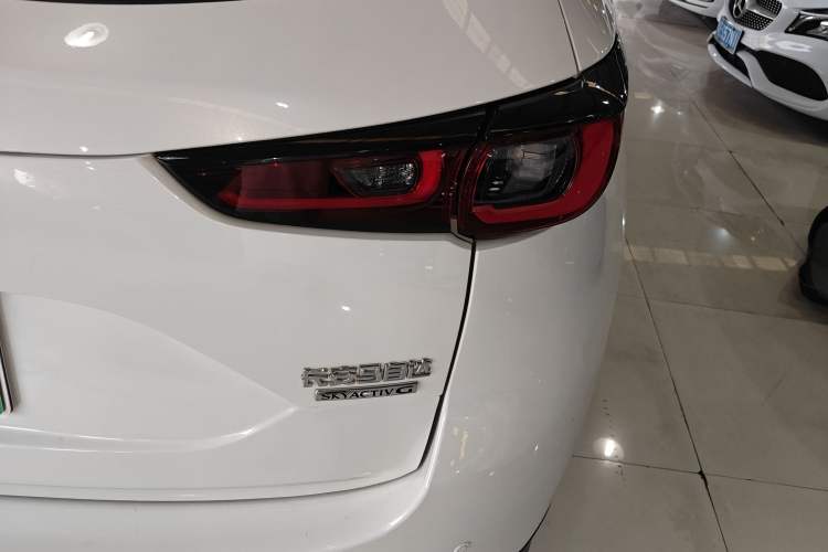 Used Mazda CX-5 2022 2.0L Automatic Two-Wheel Drive Comfort Version Right Rear Taillight