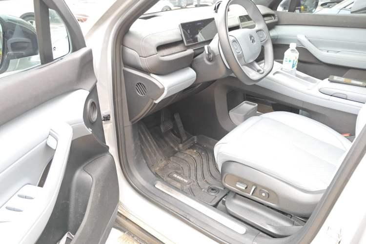 Used Nio EC6 2023 75 kWh
