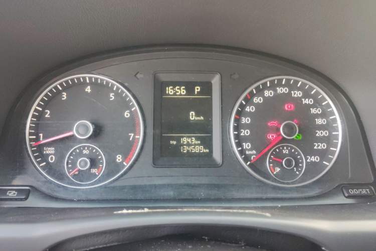 Used Volkswagen Touran 2011 1.4T DSG Zhiya Edition 5 Seats
