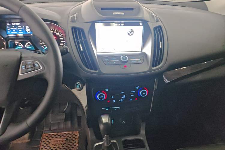 Used Ford Kuga 2017 EcoBoost 180 Two-Wheel-Drive Luxury Wing Edition
