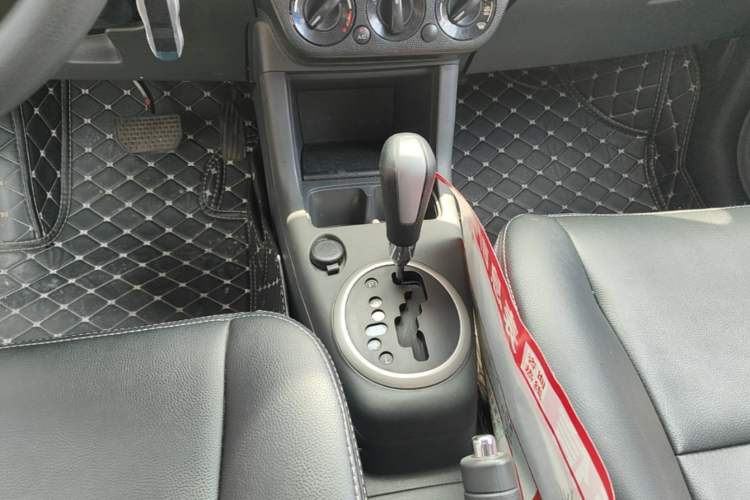 Used Suzuki Swift 2014 1.5L Automatic Fashion Edition
