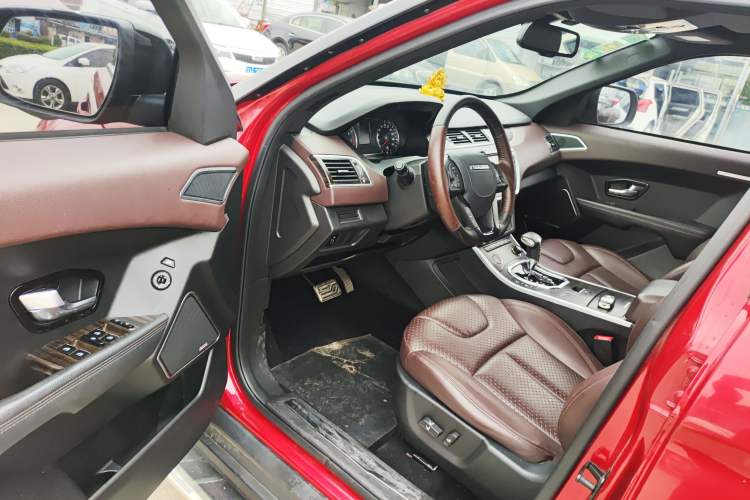 Used Land X7 2015 2.0T Panoramic Prestige Edition