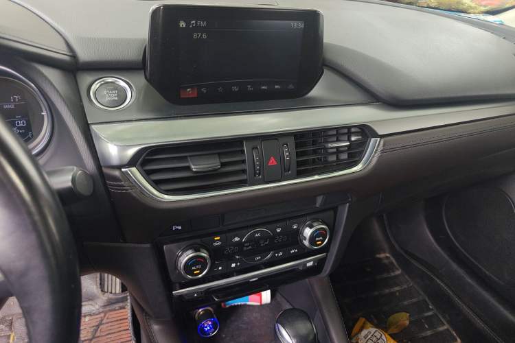 Used Mazda Atenza 2017 2.0L Blue Sky Luxury Edition
