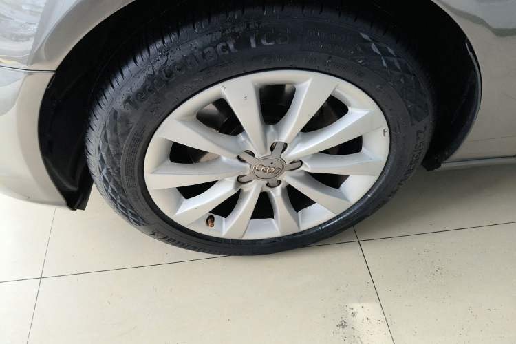 Used Audi A6L 2015 TFSI Millionth Anniversary Intelligent Model Left Front Wheel Hub