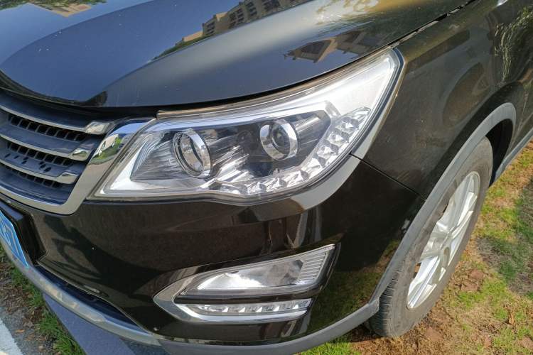 Used Baojun 560 2015 1.8L Manual Elite Edition
