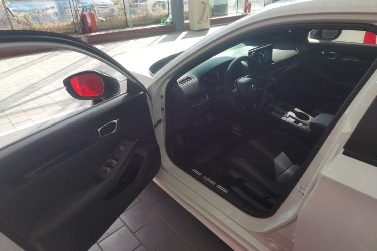 Used Honda Civic 2022 240TURBO CVT Dynamic Edition