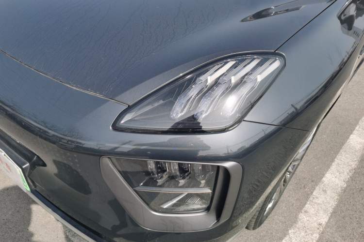 Used Hyptec HL 2025 700 Ultra Six-Seater All-Wheel-Drive LiDAR Version