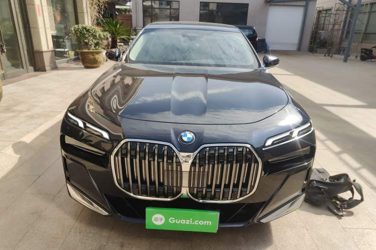 Used BMW 7 Series 2023 735Li M Sport Package
