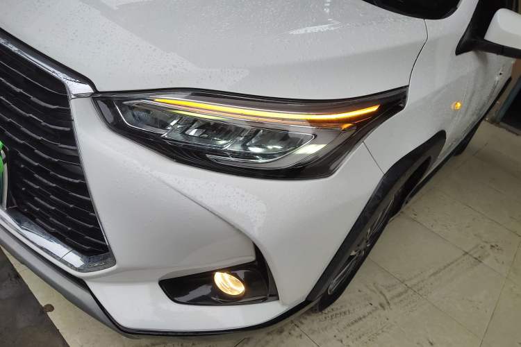 Used Toyota YARiS L Zhi Xuan 2022 X-Trail 1.5L CVT Luxury PLUS Edition
