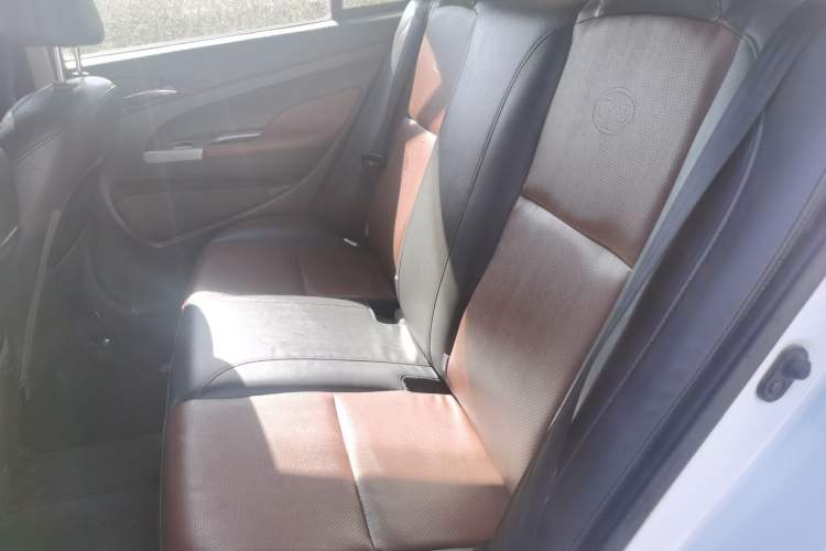 Used BYD F3 2015 Energy-Saving Edition 1.5L Manual Luxury Model