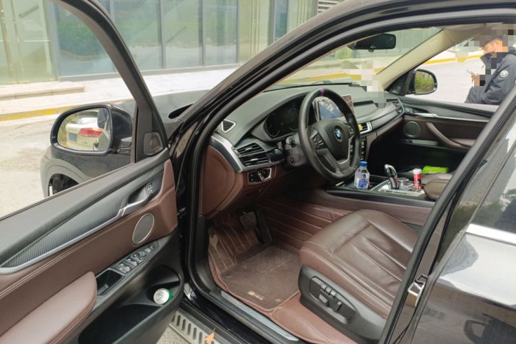 Used BMW X5 2018 xDrive28i
