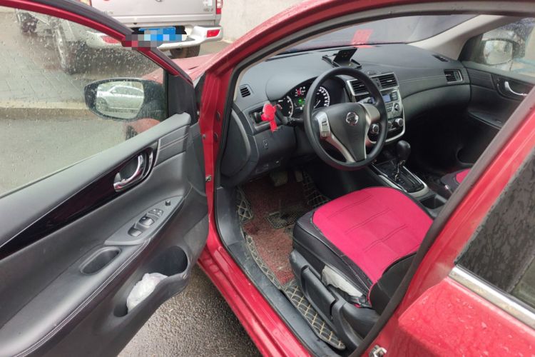 Used Nissan Tiida 2016 1.6L CVT Cool Dynamic Edition