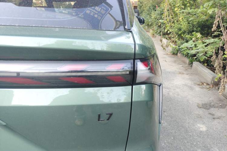 Used Geely Galaxy L7 2023 1.5T 115 km MAX
