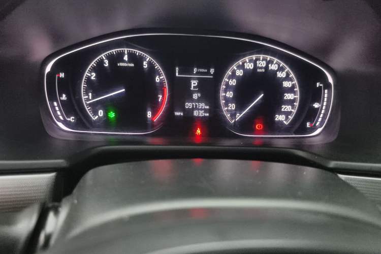 Used Honda Accord 2018 260TURBO Elite Edition China VI Odometer Close Up