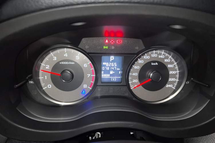 Used Subaru Forester 2013 2.5i Automatic Luxury Edition Instrument Cluster