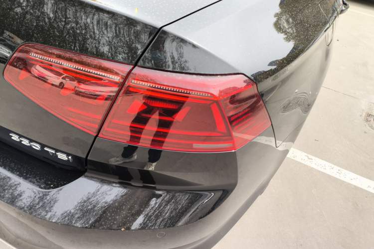 Used Volkswagen Magotan 2023 2 Million Units Commemorative Edition 330TSI DSG Luxury Version
