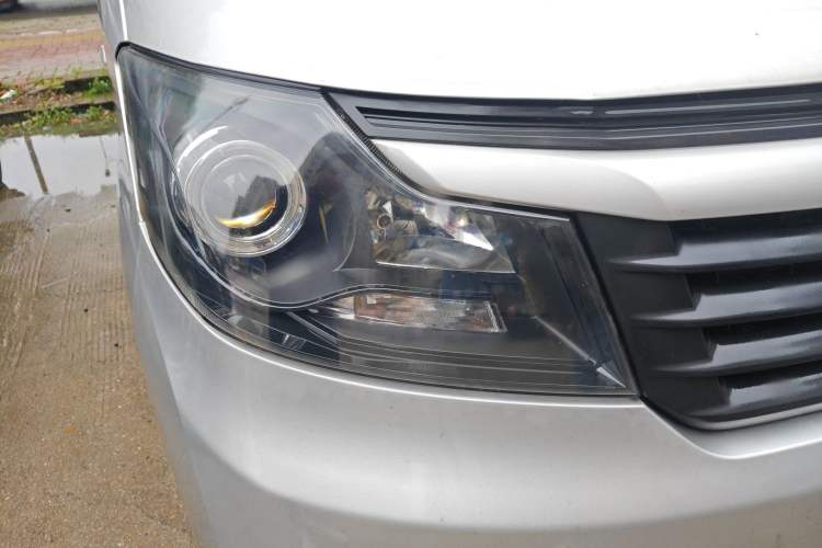 Used CHANGAN KAICHENG Ruixing M90 2021 2.0L Standard Version Flat-Top Liftgate 6-Seater LJ481Q6
