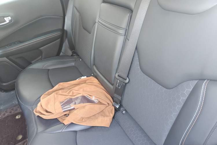 Used Jeep Compass 2020 220T Automatic Leading Edition