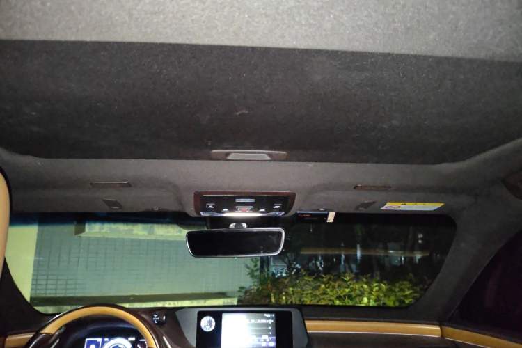 Used Lexus ES 2020 300h Premium Edition