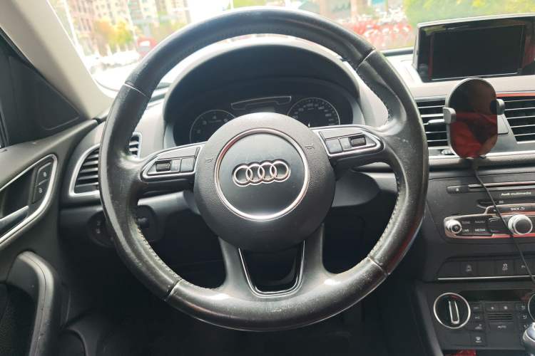 Used Audi Q3 2017 30 TFSI Fashion Model