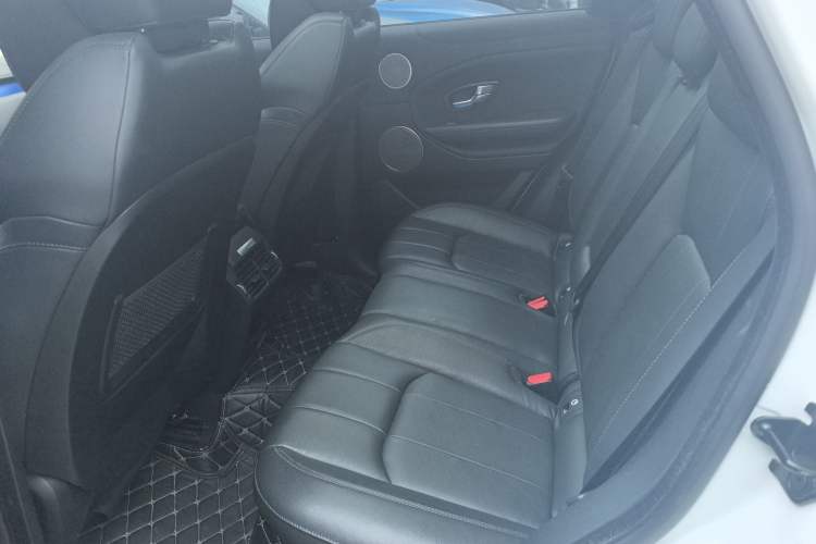 Used Land Rover Range Rover Evoque 2018 240PS PURE Style Edition