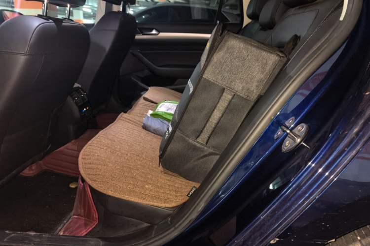 Used Volkswagen Variant 2018 380TSI Two-Wheel Drive Comfort Edition