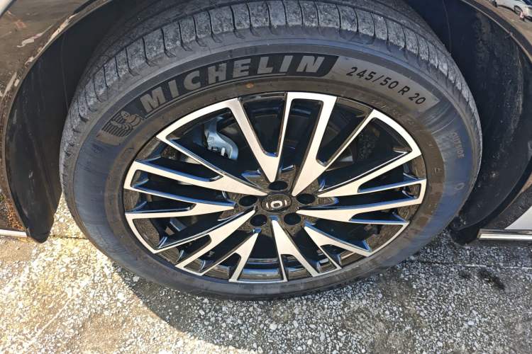 Used CHANGAN NEVO Q07 2025 215 Flagship PLUS
