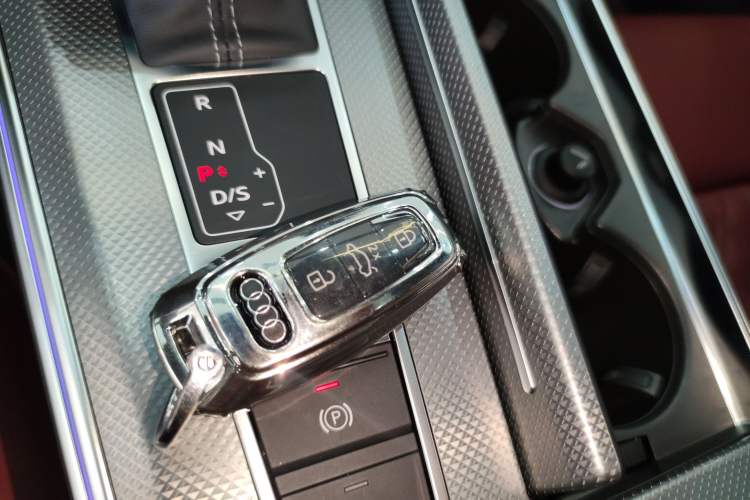 Used Audi A7L 2024 45 TFSI quattro S-line Black Warrior Edition
