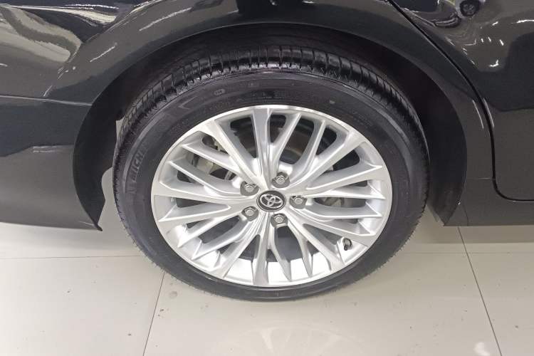 Used Toyota Camry 2019 2.5G Luxury Edition China V Standard Exterior 5