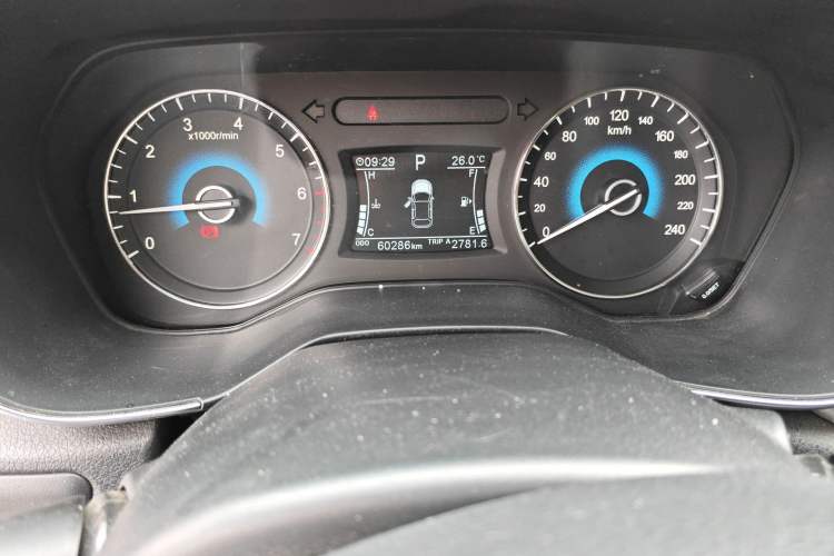 Used Dongfeng Fengon 580 2018 1.5T CVT Luxury Model
