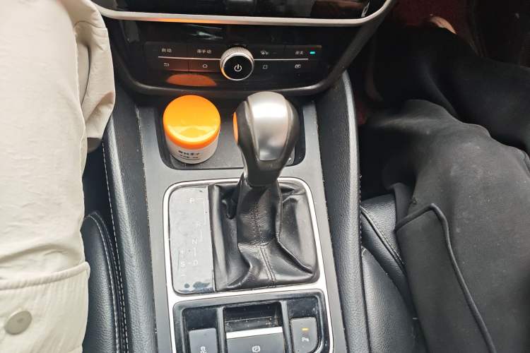 Used BYD Song MAX 2017 1.5T Automatic Smart Connect Luxury 7-Seater
