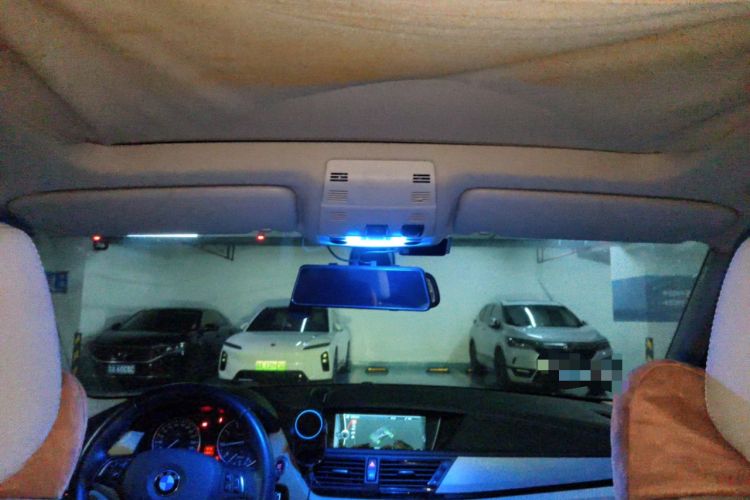 Used BMW X1 2014 sDrive18i Leading Model
