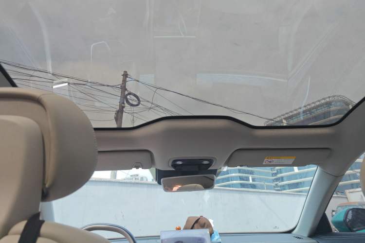 Used NETA S 2022 Pure Electric 715 km Range Rear-Wheel Drive Mid-Range Version