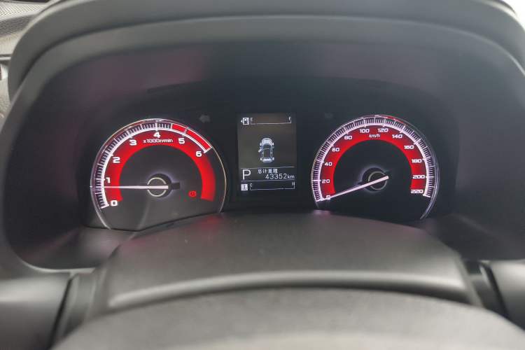 Used Isuzu D-MAX 2022 2.5T Four-Wheel Drive Automatic Diesel Ultra-Luxury Extended Version JE4D25Q6A
