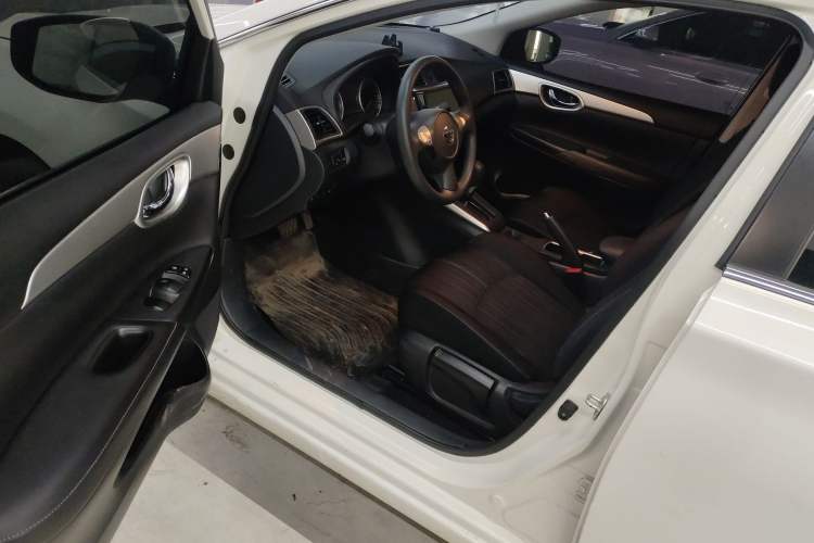 Used Nissan Sylphy 2024 Classic 1.6XE CVT Comfort Edition Driver Seat