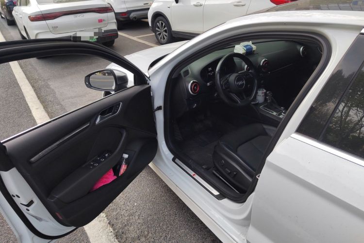 Used Audi A3 2020 Limousine 35 TFSI Fashion Edition China VI Emission Standard
