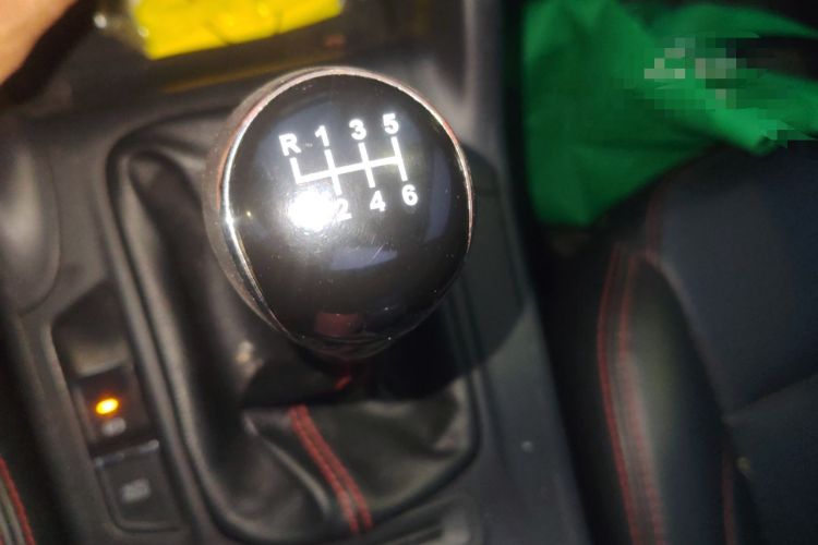 Used Changan CS75 2014 2.0L Manual Luxury Version China IV Standard