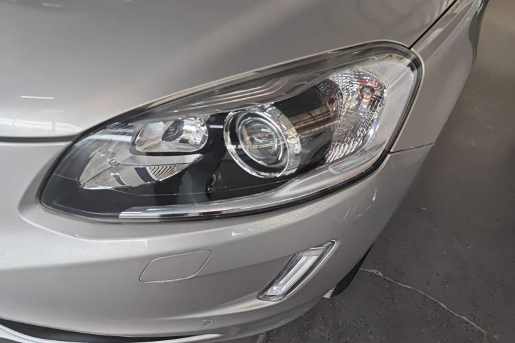 Used Volvo XC60 2017 T5 Smart Upgrade Edition